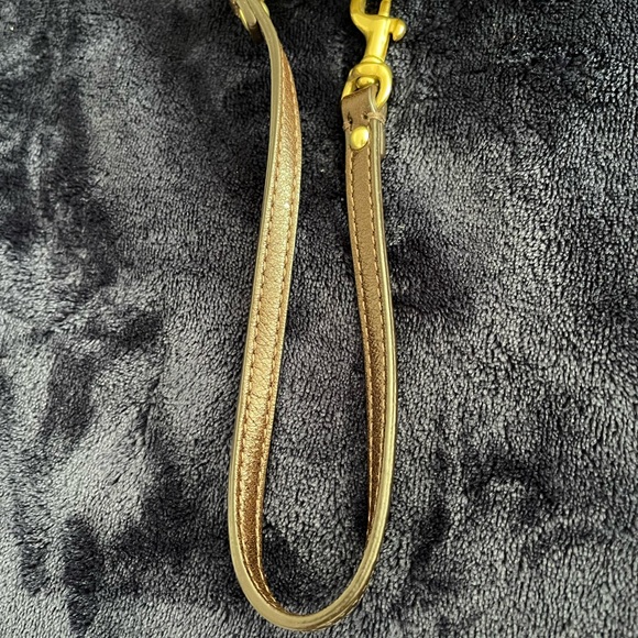 Coach wristlet - beige canvas, pink inside and brown leather detail - Picture 7 of 9